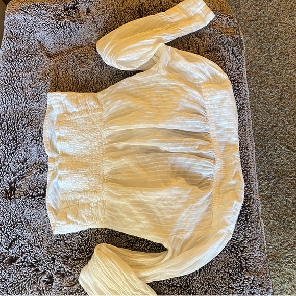 White Linen Smocked Free People button down Long sleeve Crop Top / Blouse XS - Picture 6 of 6
